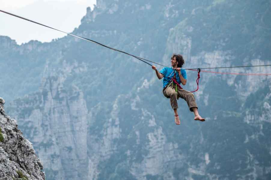 CCHF Cime caldoline highline meeting 